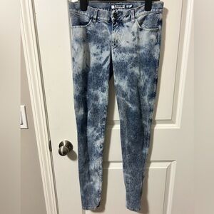 vintage!! Acid wash look or tie dye 😊Roxy Skinny Jeans, size 3